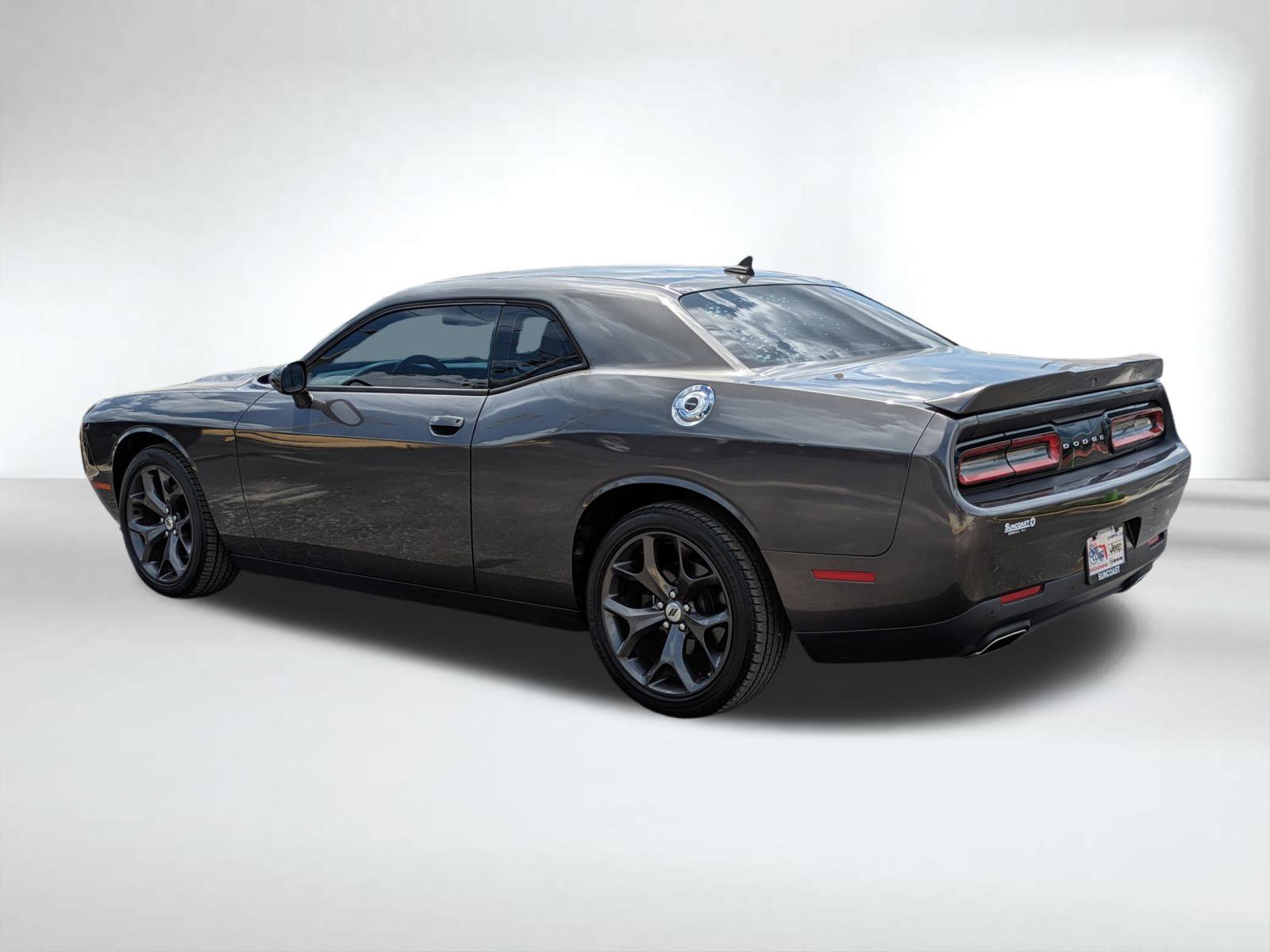 2019 Dodge Challenger SXT photo 6