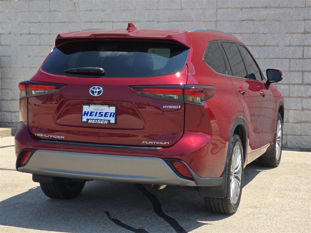 2024 Toyota Highlander Hybrid Platinum photo 13