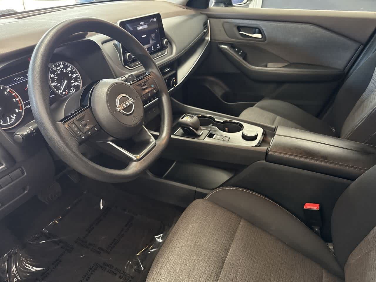 2023 Nissan Rogue SV photo 12