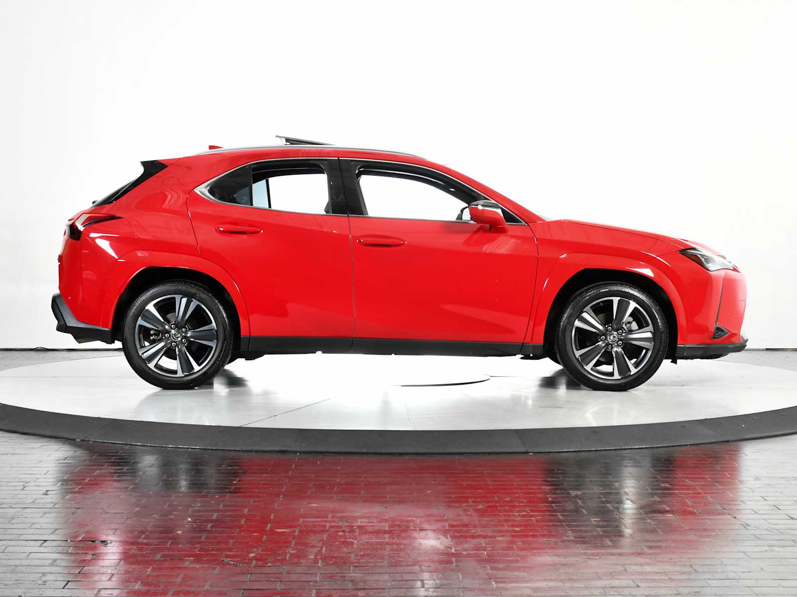 2022 Lexus UX 200 photo 6