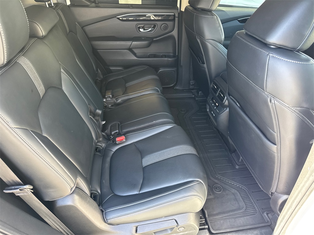 2023 Honda Pilot EX-L photo 17
