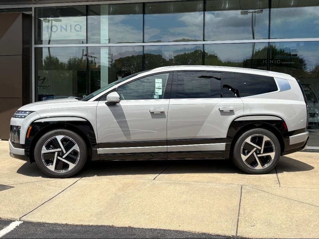 2026 Hyundai Ioniq Limited photo 2