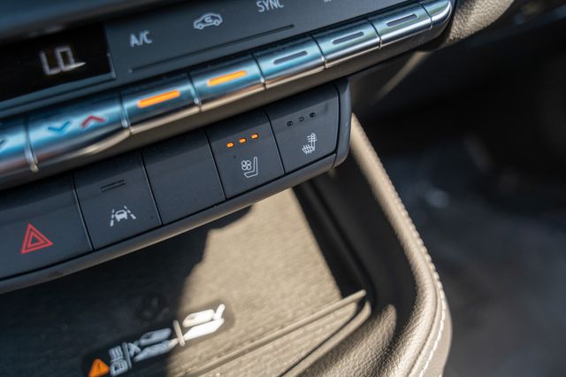 2023 Cadillac CT4 photo 30