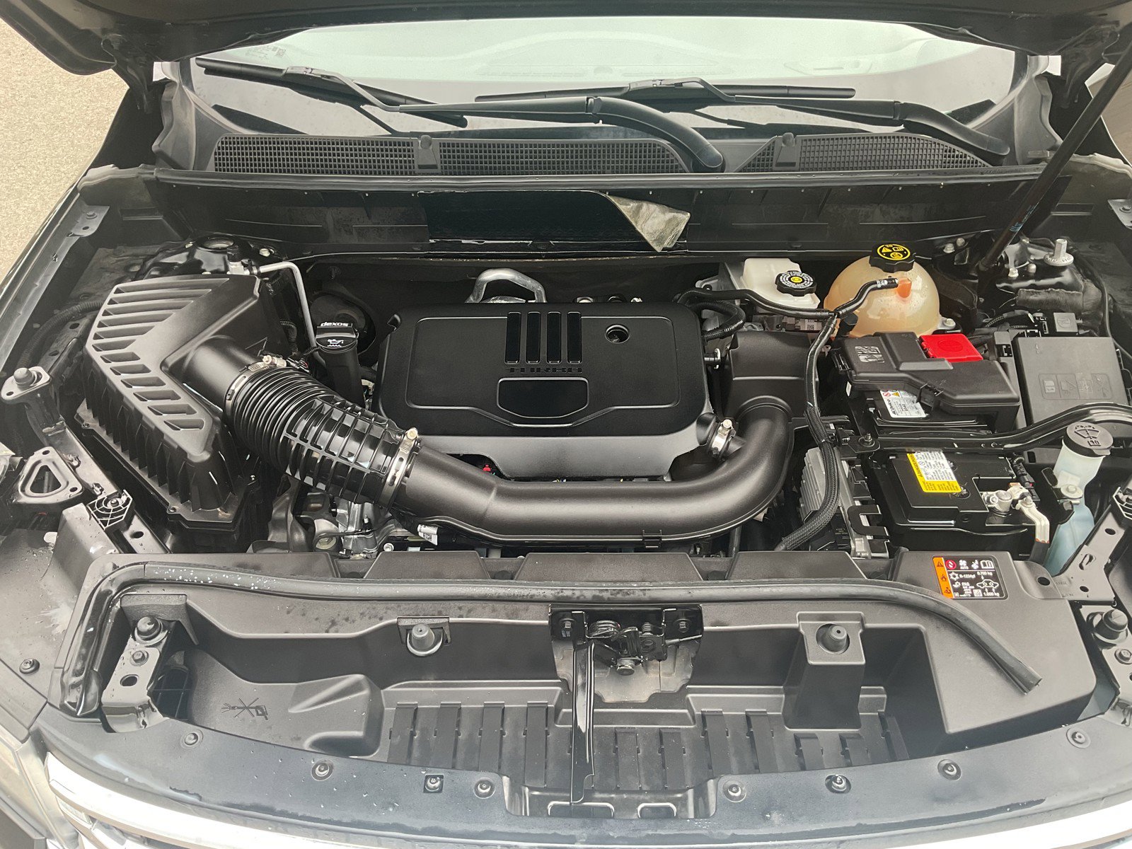 2023 Gmc Acadia SLT photo 26