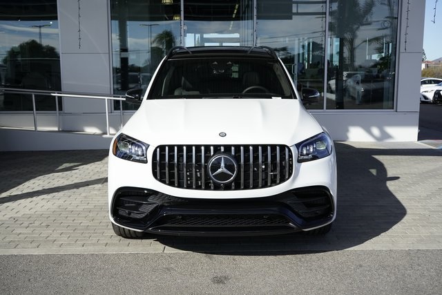 2025 Mercedes Benz GLS AMG 63 4MATIC photo 3