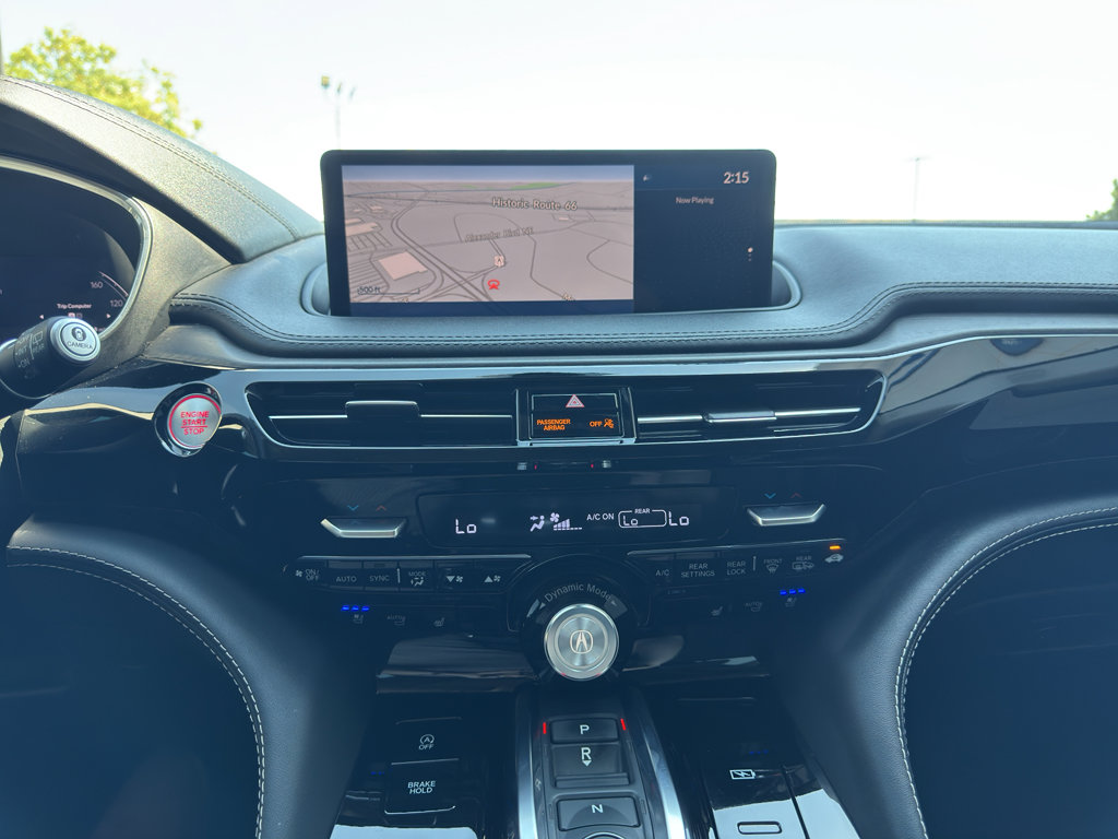 2022 Acura MDX SH-AWD Advance photo 13