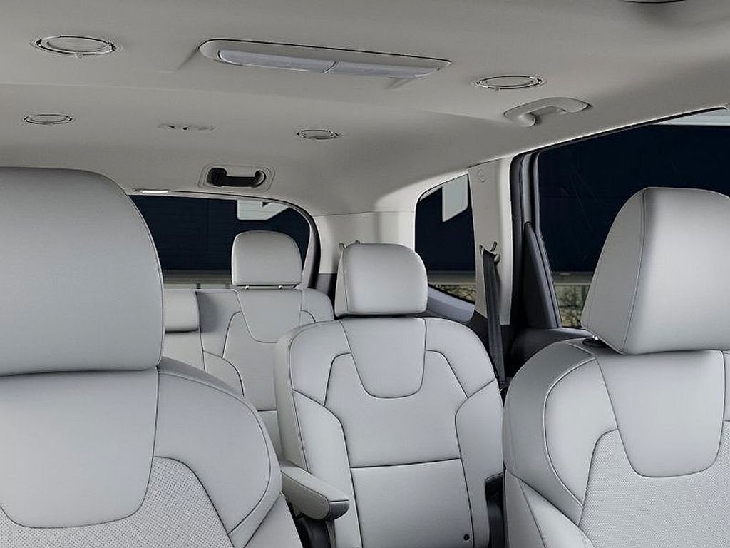 2025 Kia Telluride S photo 23