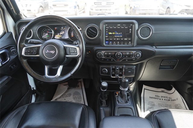 2023 Jeep Wrangler Sahara 4xe photo 12