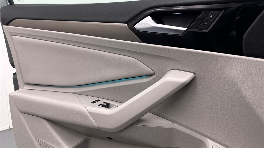 2019 Volkswagen Jetta SEL Premium photo 17