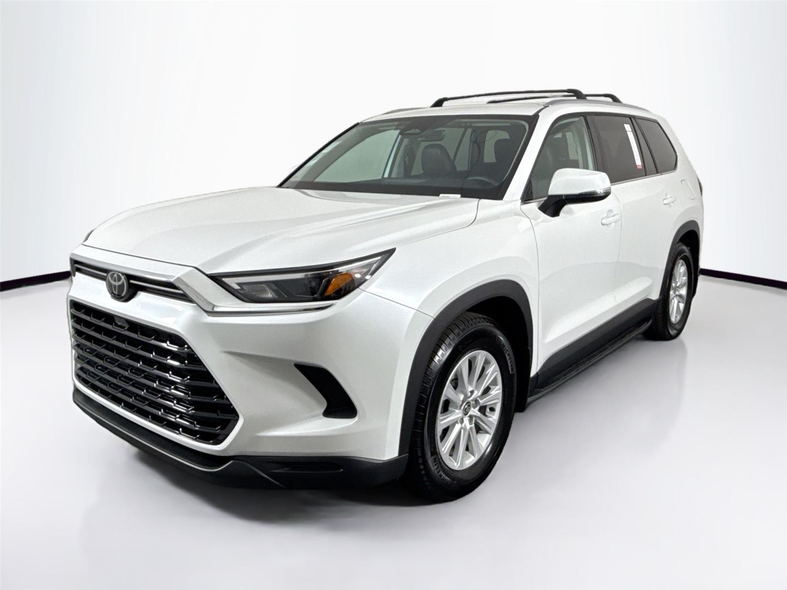 2024 Toyota Grand Highlander XLE photo 2