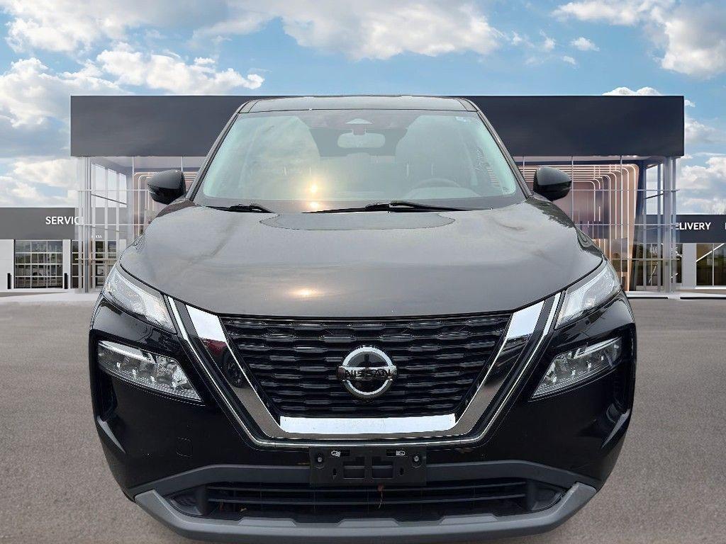 2021 Nissan Rogue SV photo 2
