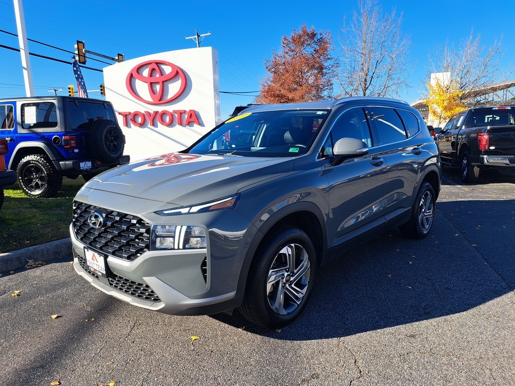 2023 Hyundai Santa Fe SEL photo 2