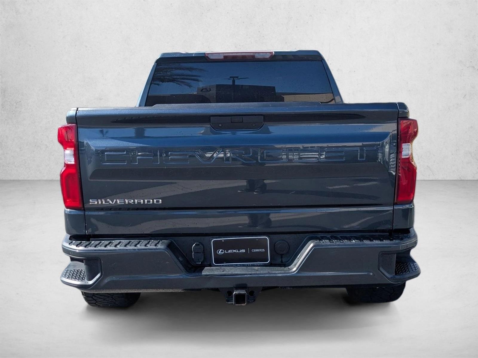 2019 Chevrolet Silverado RST photo 7