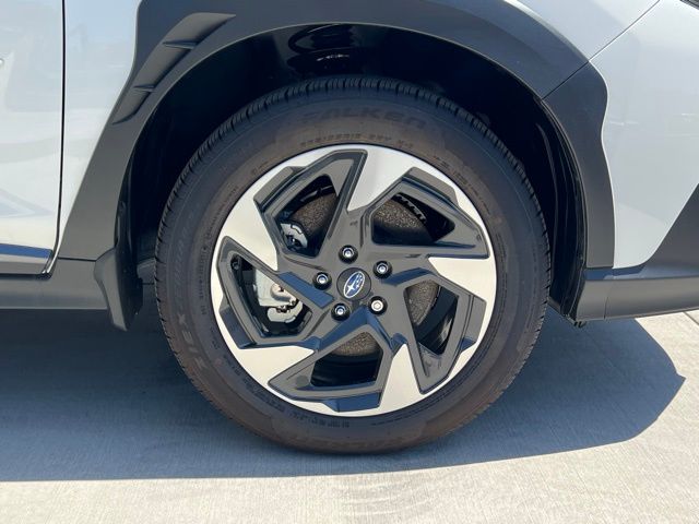 2025 Subaru Crosstrek Limited photo 8
