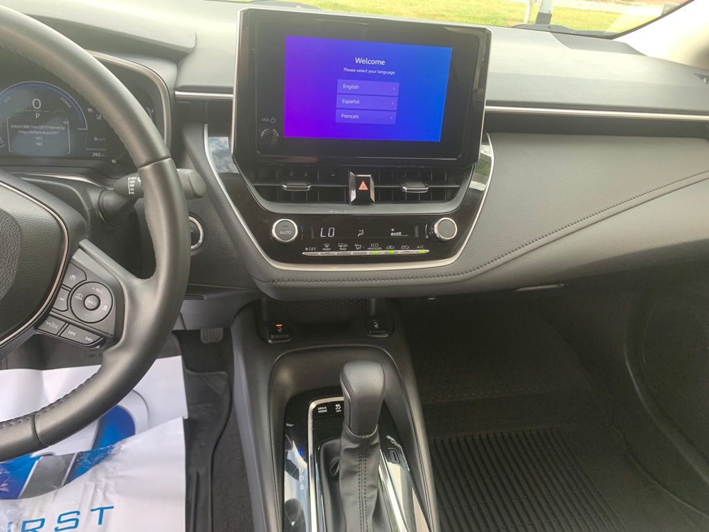 2023 Toyota Corolla Hybrid XLE photo 17