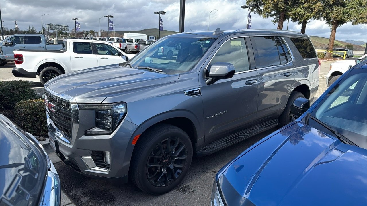 2022 GMC Yukon SLE's photo