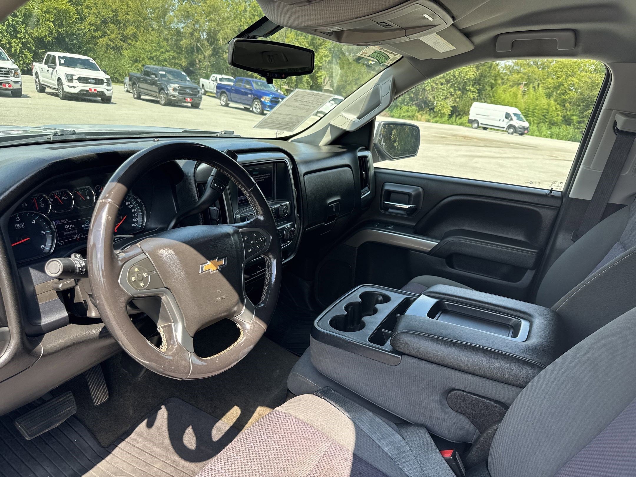 2018 Chevrolet Silverado 1500 LT photo 4
