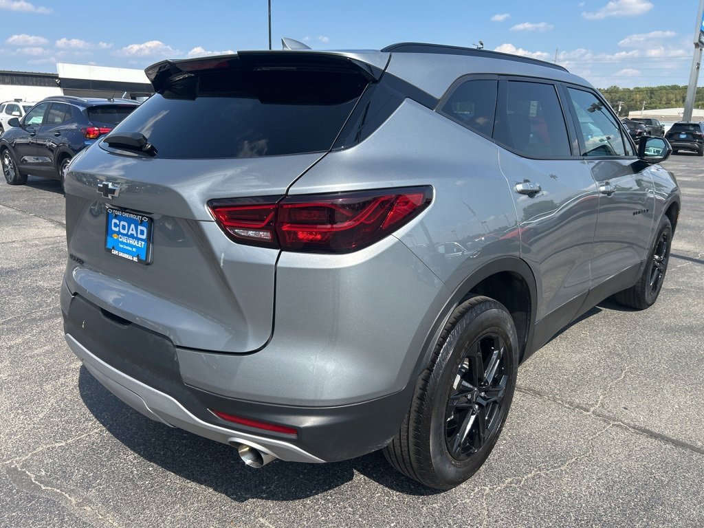 2023 Chevrolet Blazer 2LT photo 3