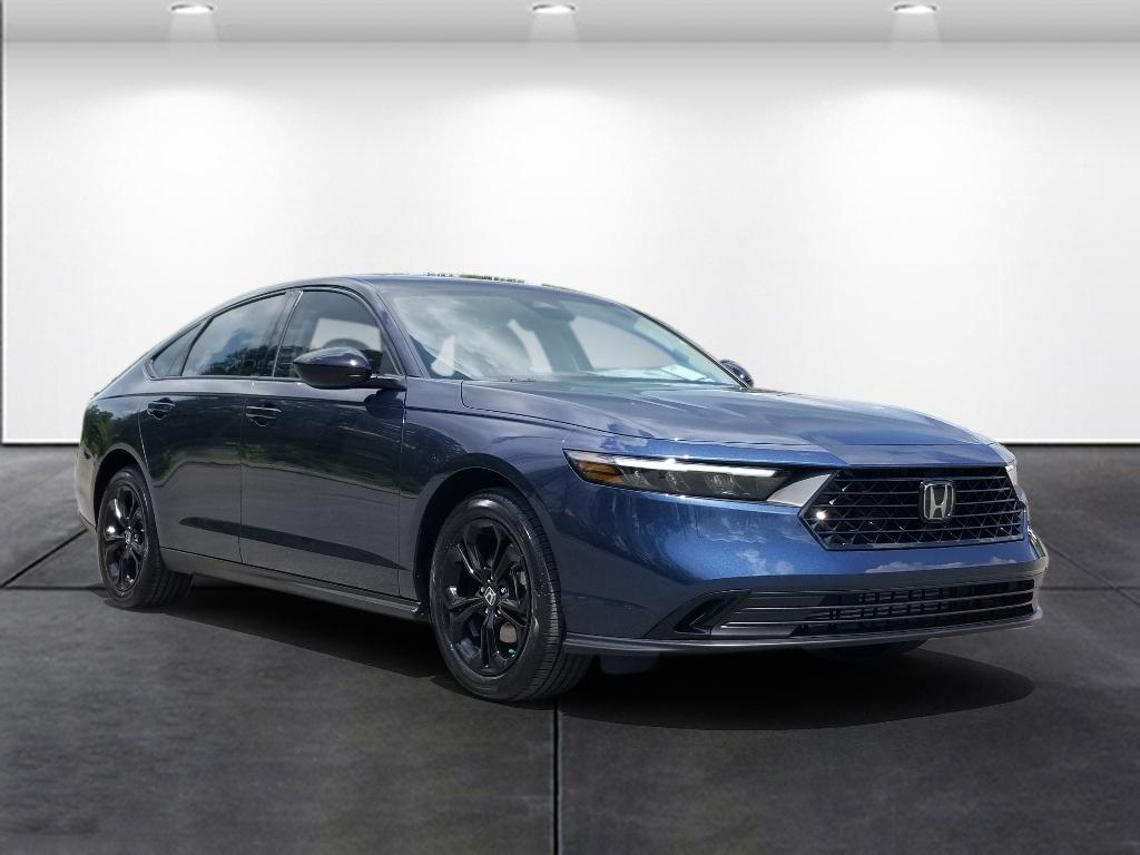 2025 Honda Accord SE photo 2