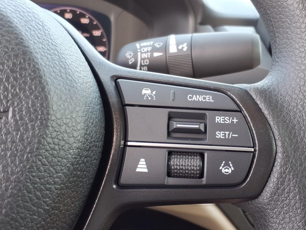 2025 Honda Accord SE photo 23