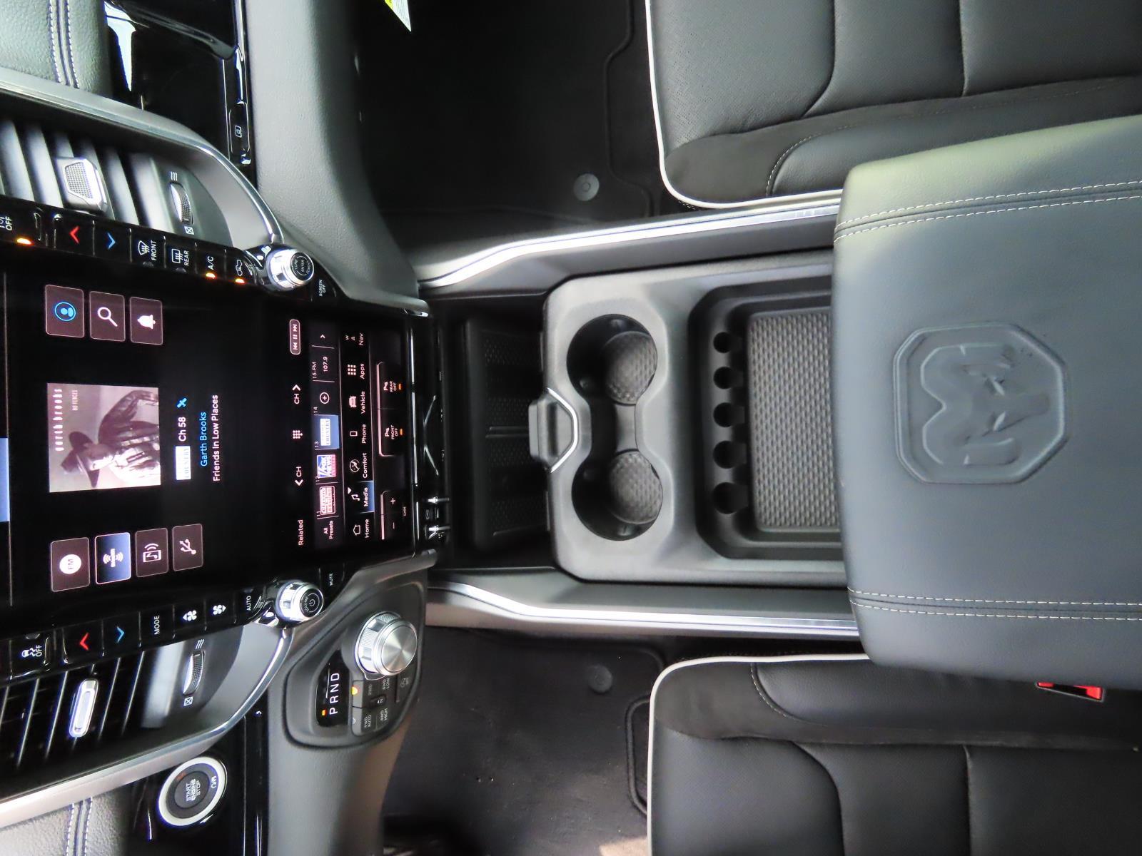2026 Ram 1500 Laramie photo 27