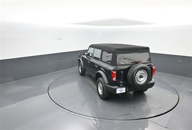2025 Ford Bronco Base photo 22