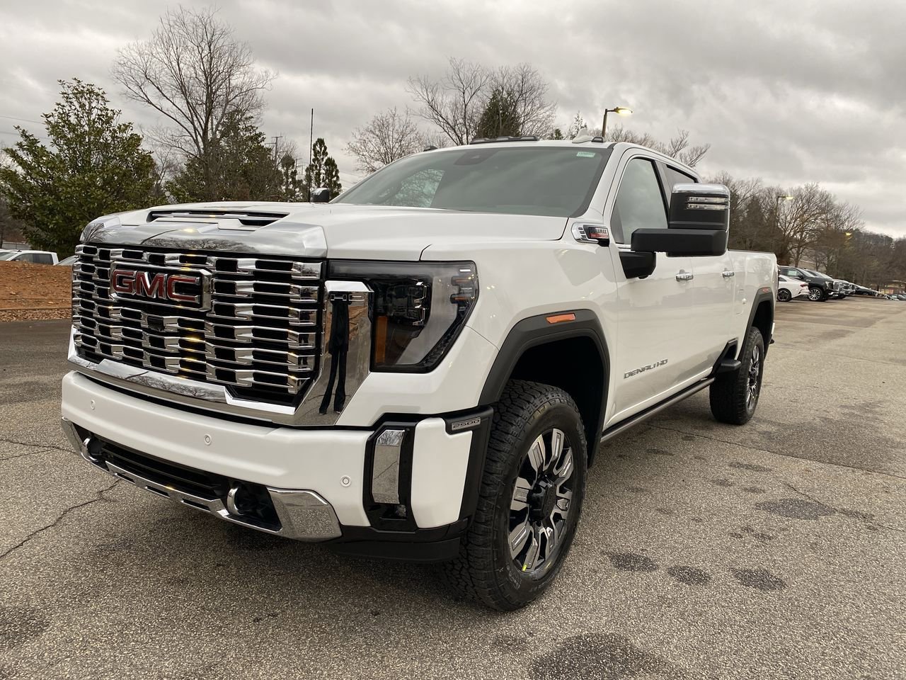 2026 GMC Sierra 2500HD Denali's photo
