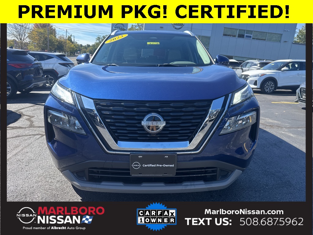 2023 Nissan Rogue SV photo 2