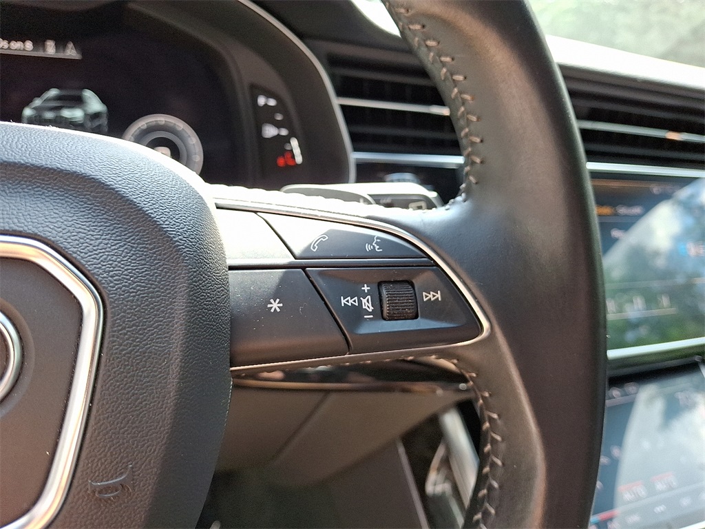2019 Audi Q8 Premium Plus photo 21