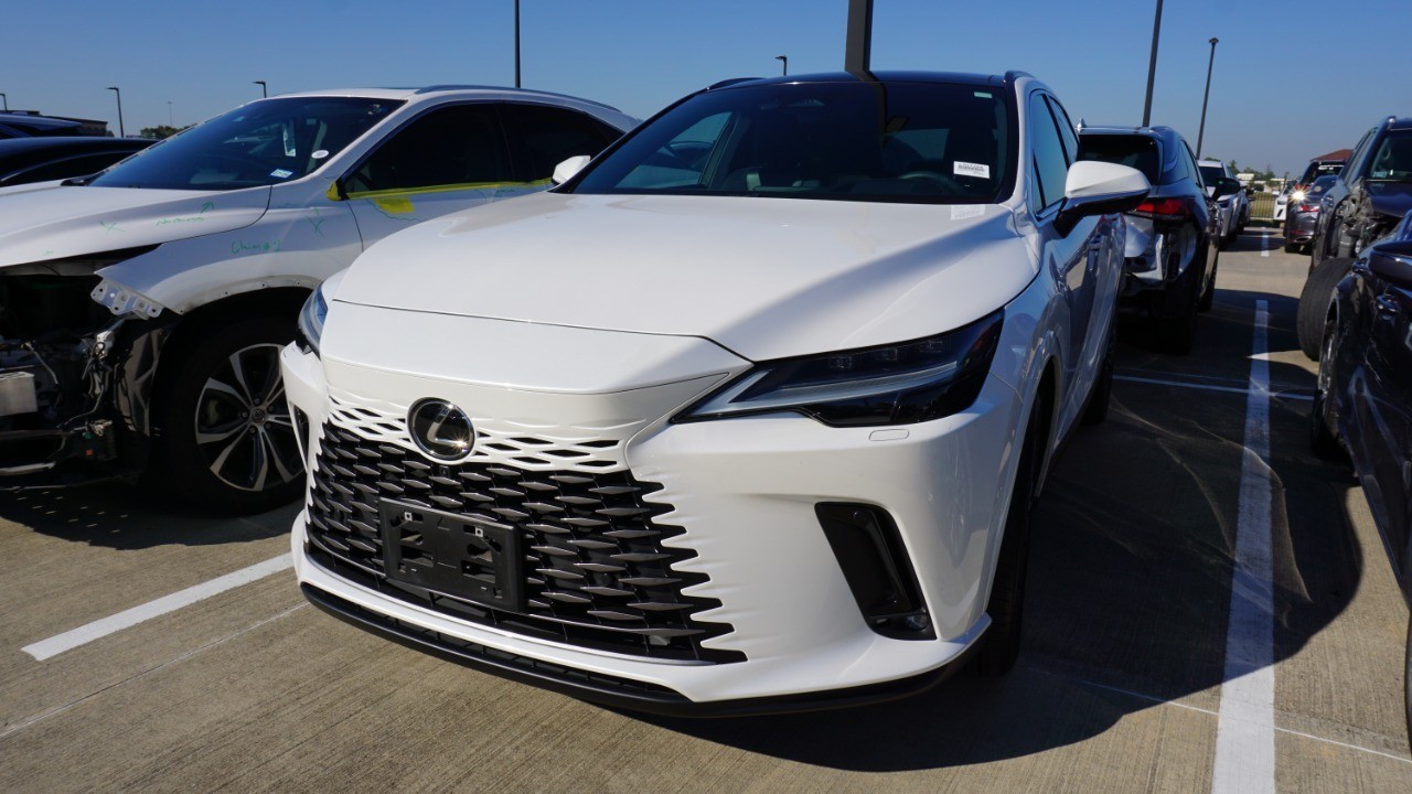 2023 Lexus RX 350's photo
