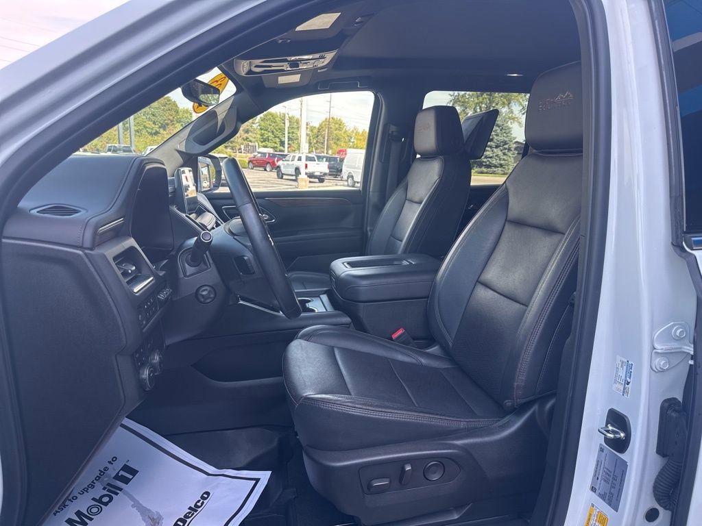 2023 Chevrolet Tahoe High Country photo 16