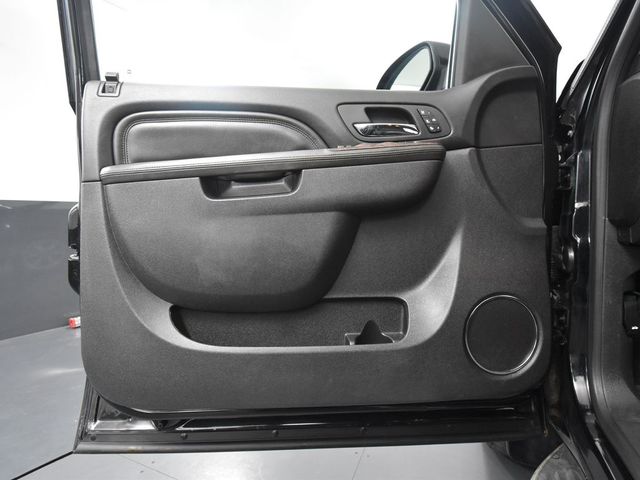 2012 Gmc Yukon Denali photo 13