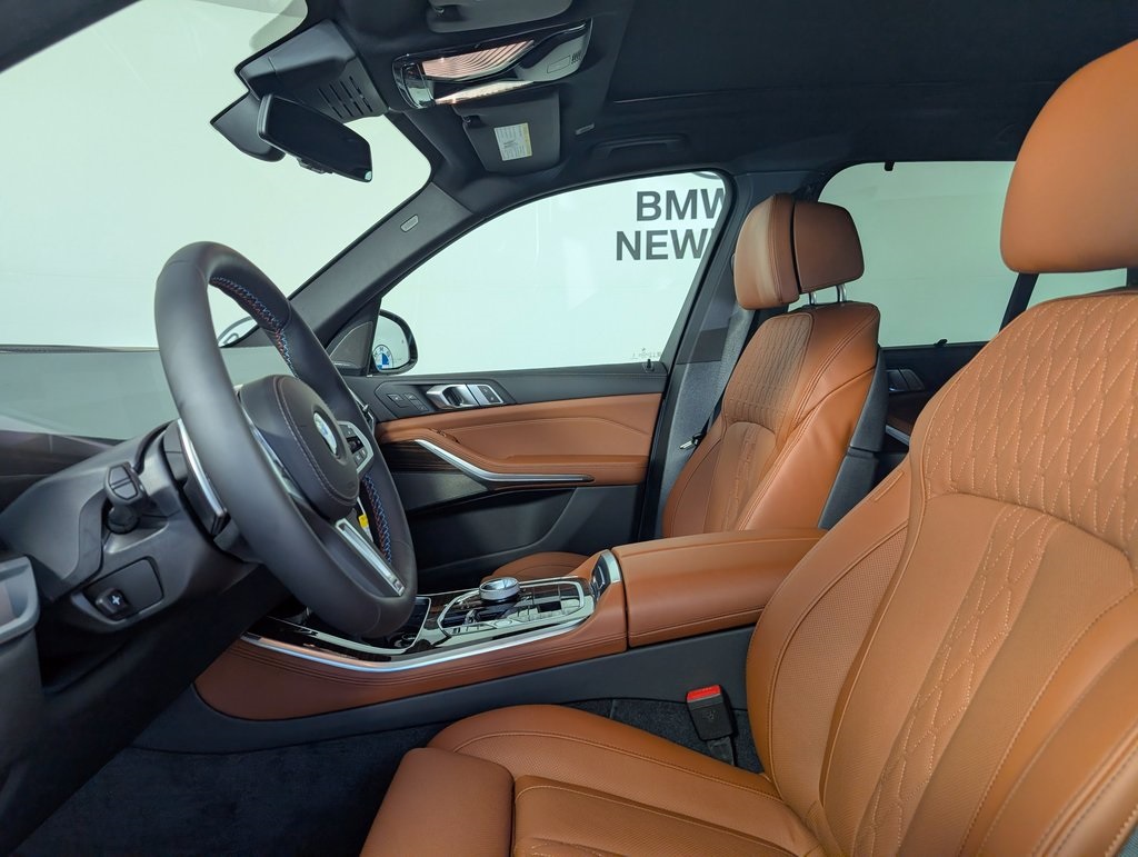 2026 Bmw X5 M60i photo 2