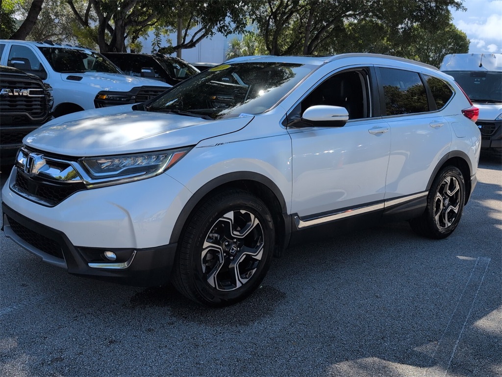 2019 Honda CR-V Touring photo 4