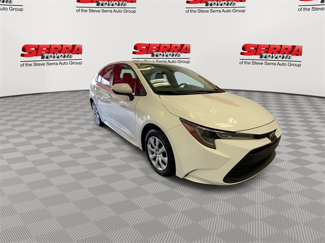 2024 Toyota Corolla LE photo 3