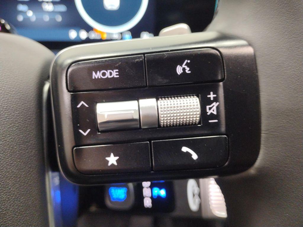 2026 Hyundai Ioniq SEL photo 26