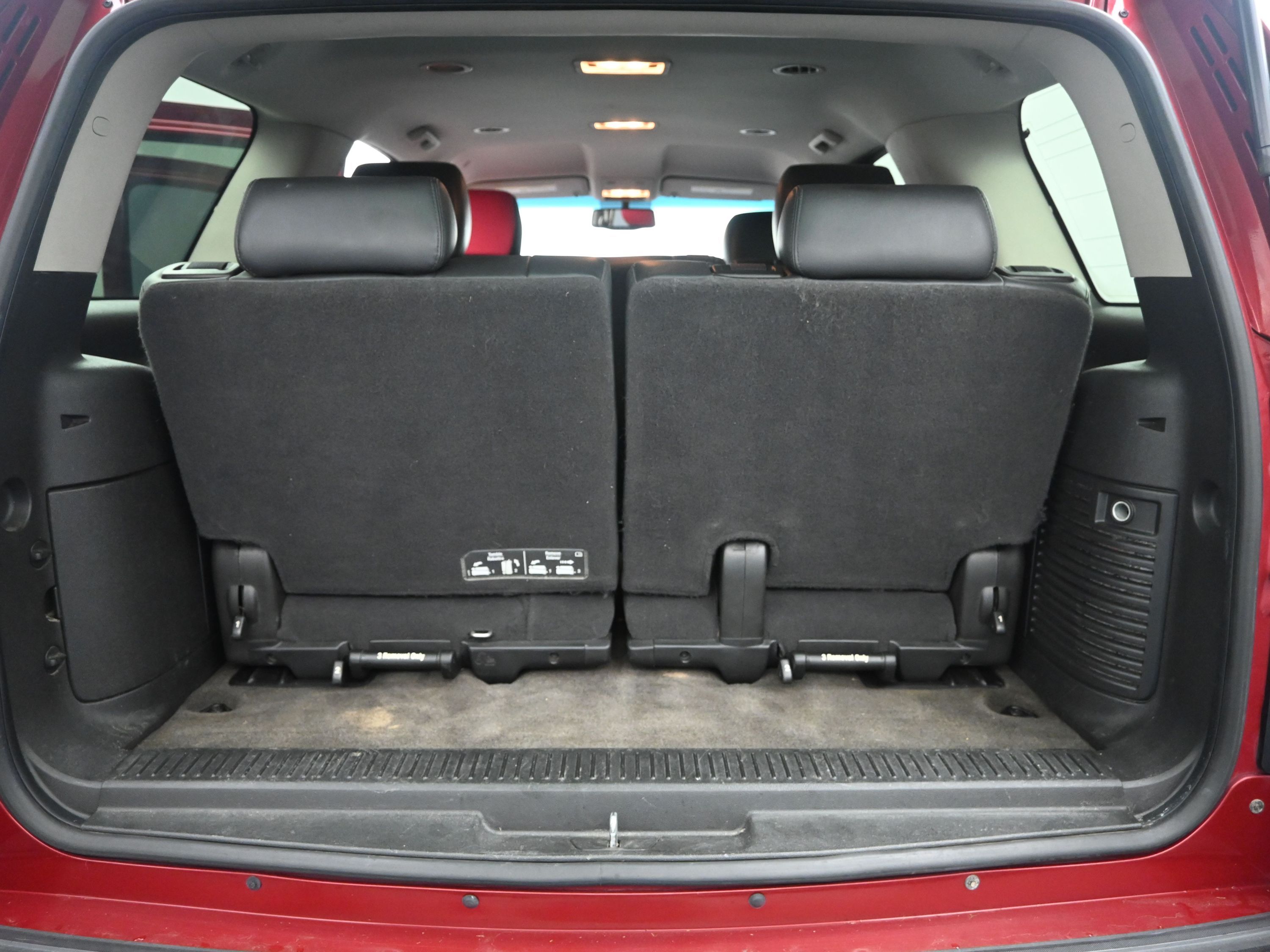 2014 Chevrolet Tahoe LT photo 12