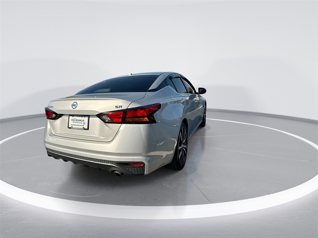 2020 Nissan Altima 2.5 SR photo 8