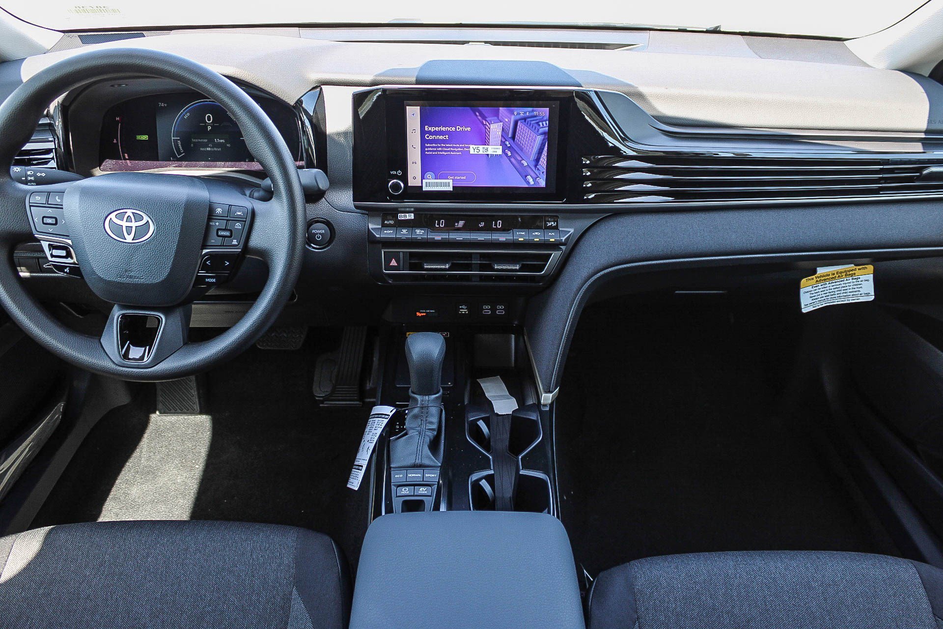 2025 Toyota Camry LE photo 13