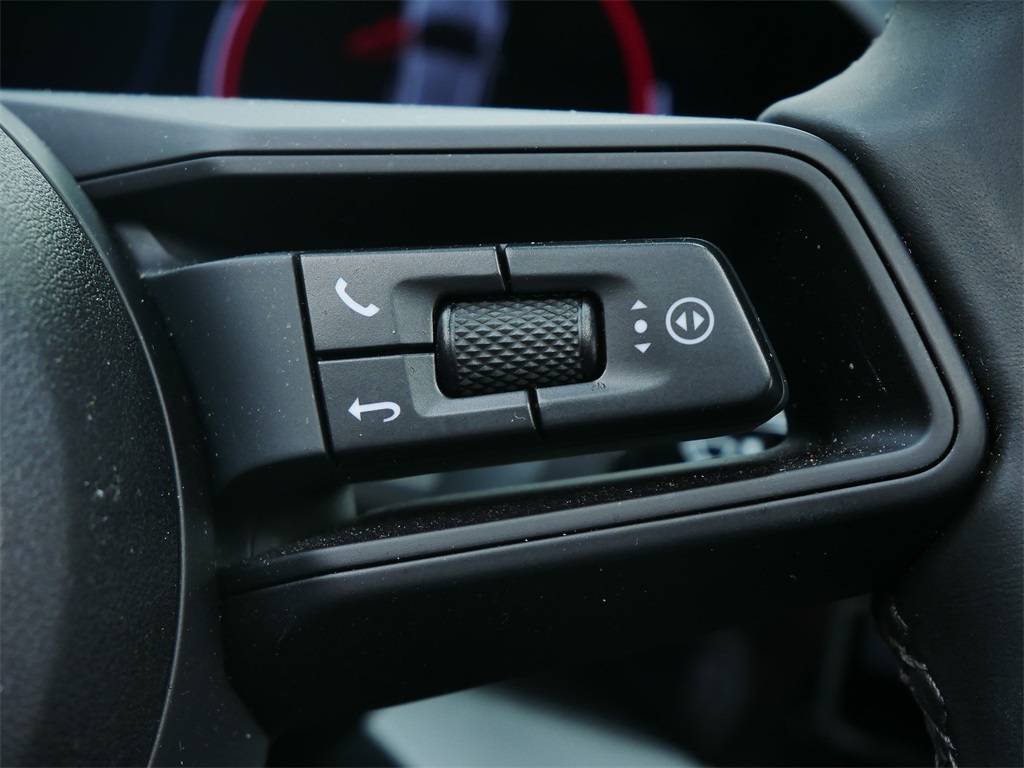2025 Porsche Macan Electric 4 photo 23