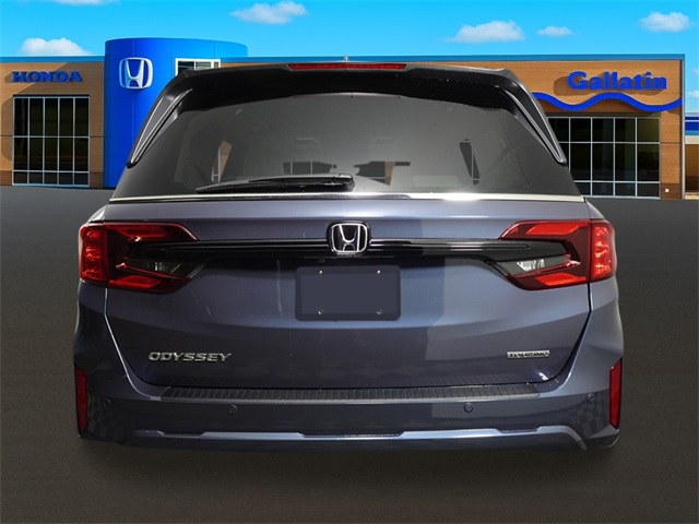 2026 Honda Odyssey Touring photo 4