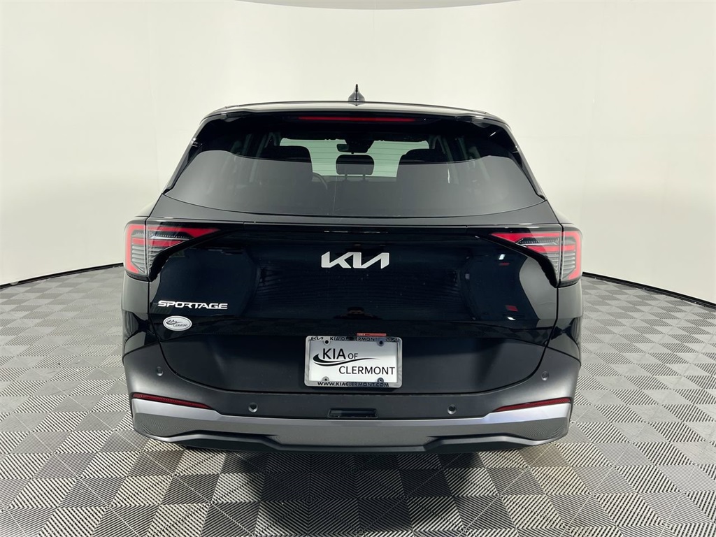 2026 Kia Sportage LX photo 2