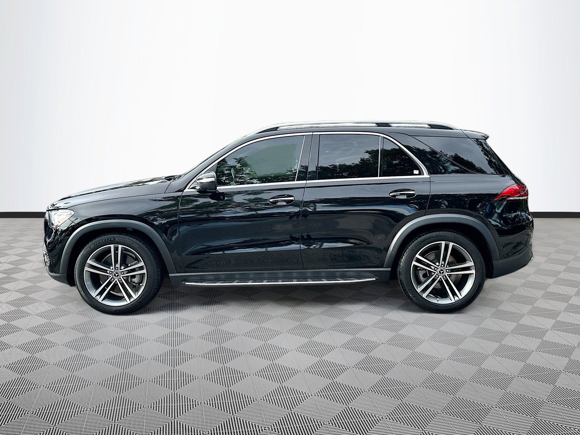 2020 Mercedes Benz GLE 450 4MATIC photo 4
