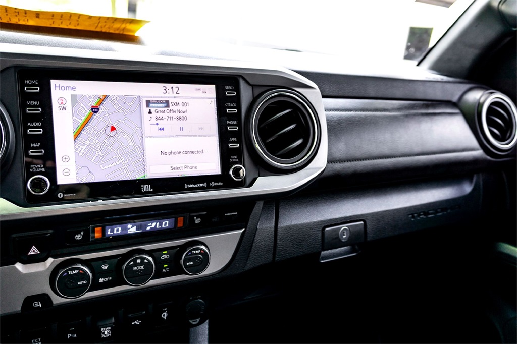 2023 Toyota Tacoma Limited photo 23