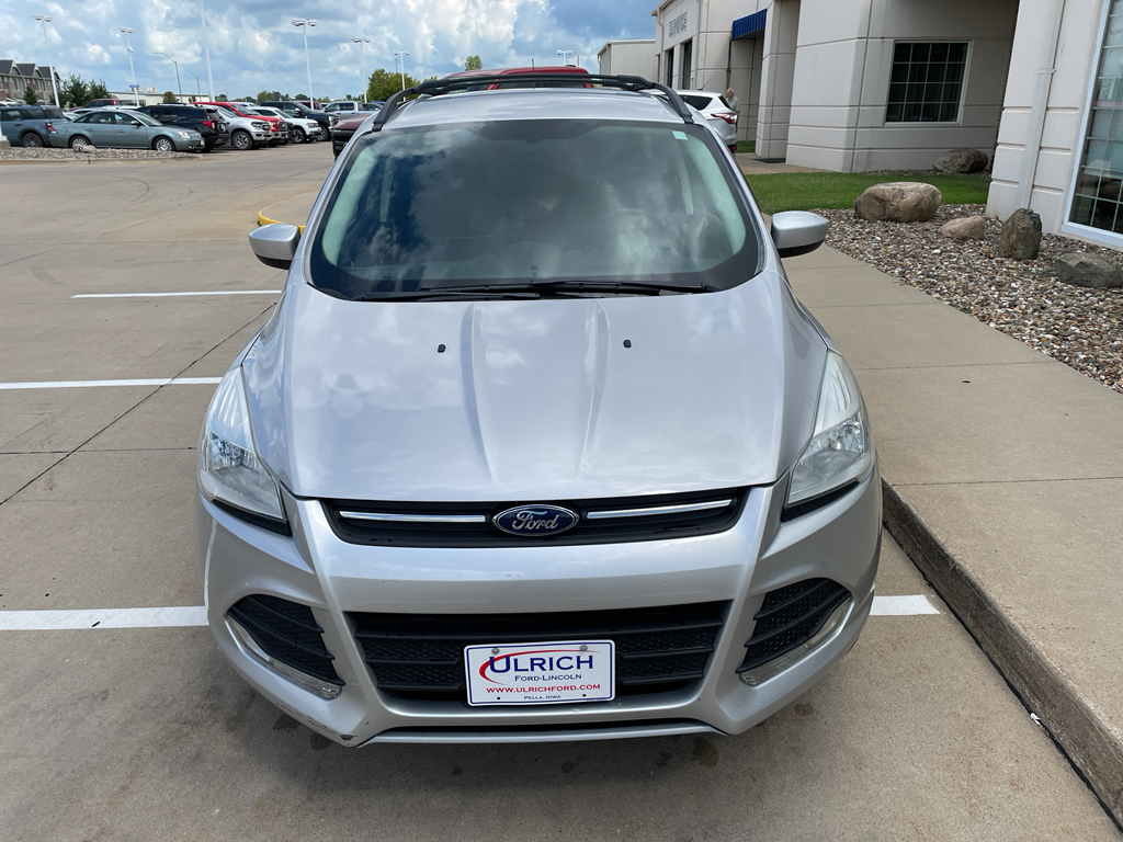 Used 2013 Ford Escape SE with VIN 1FMCU9G90DUB70427 for sale in Pella, IA