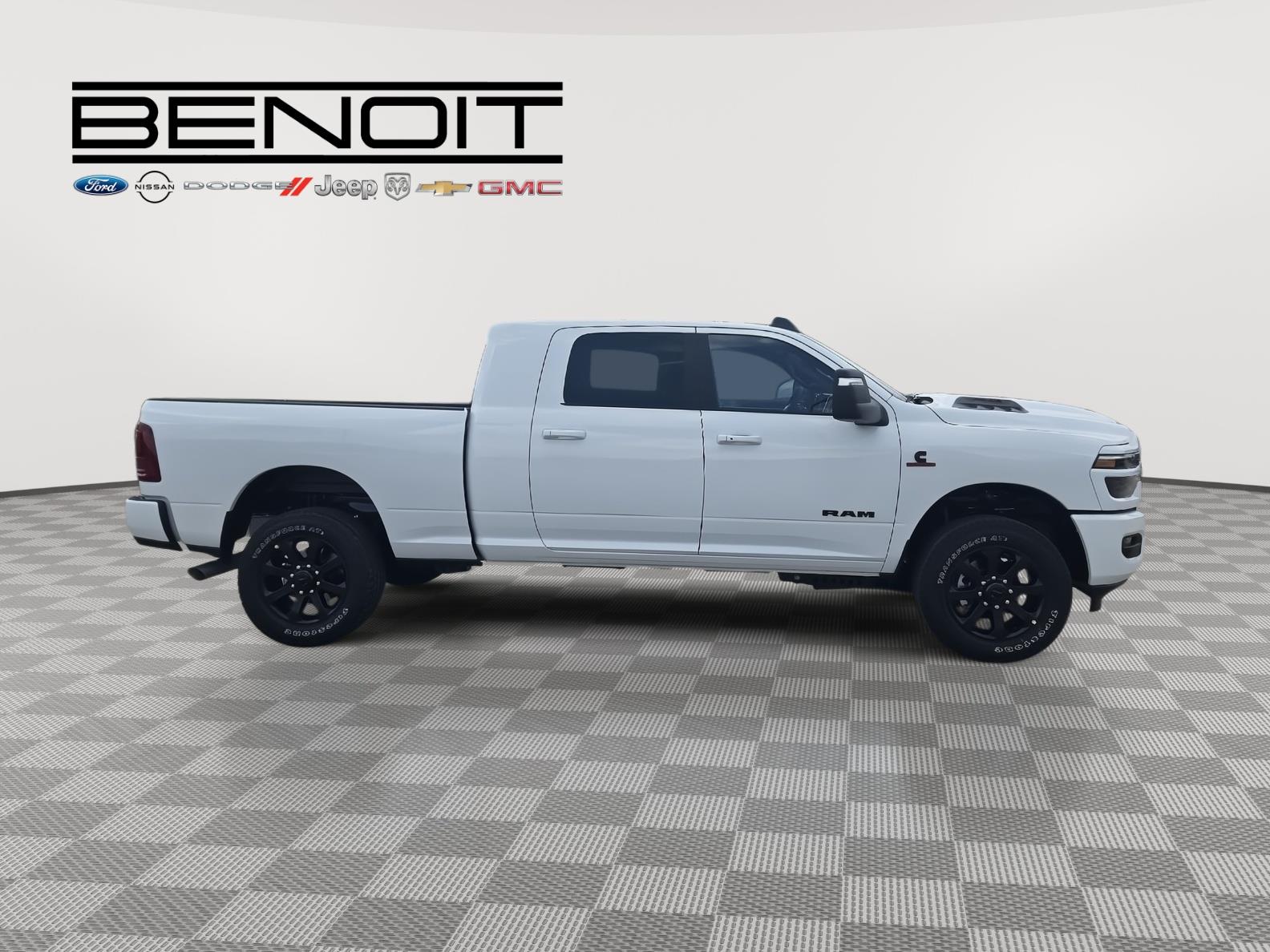 2025 Ram 2500 Laramie photo 4
