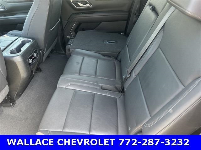 2023 Chevrolet Suburban Z71 photo 17
