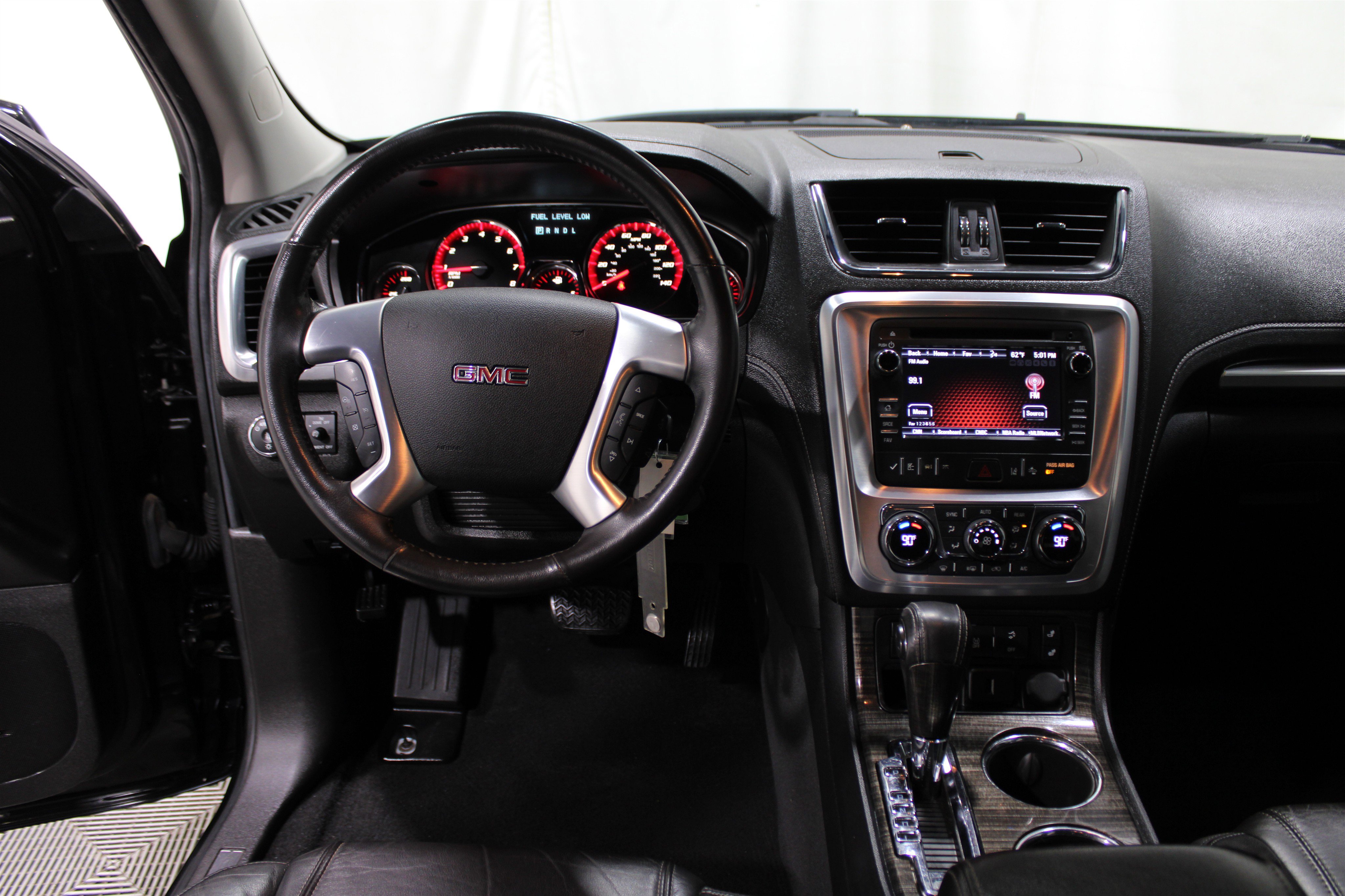 2016 Gmc Acadia SLT photo 2