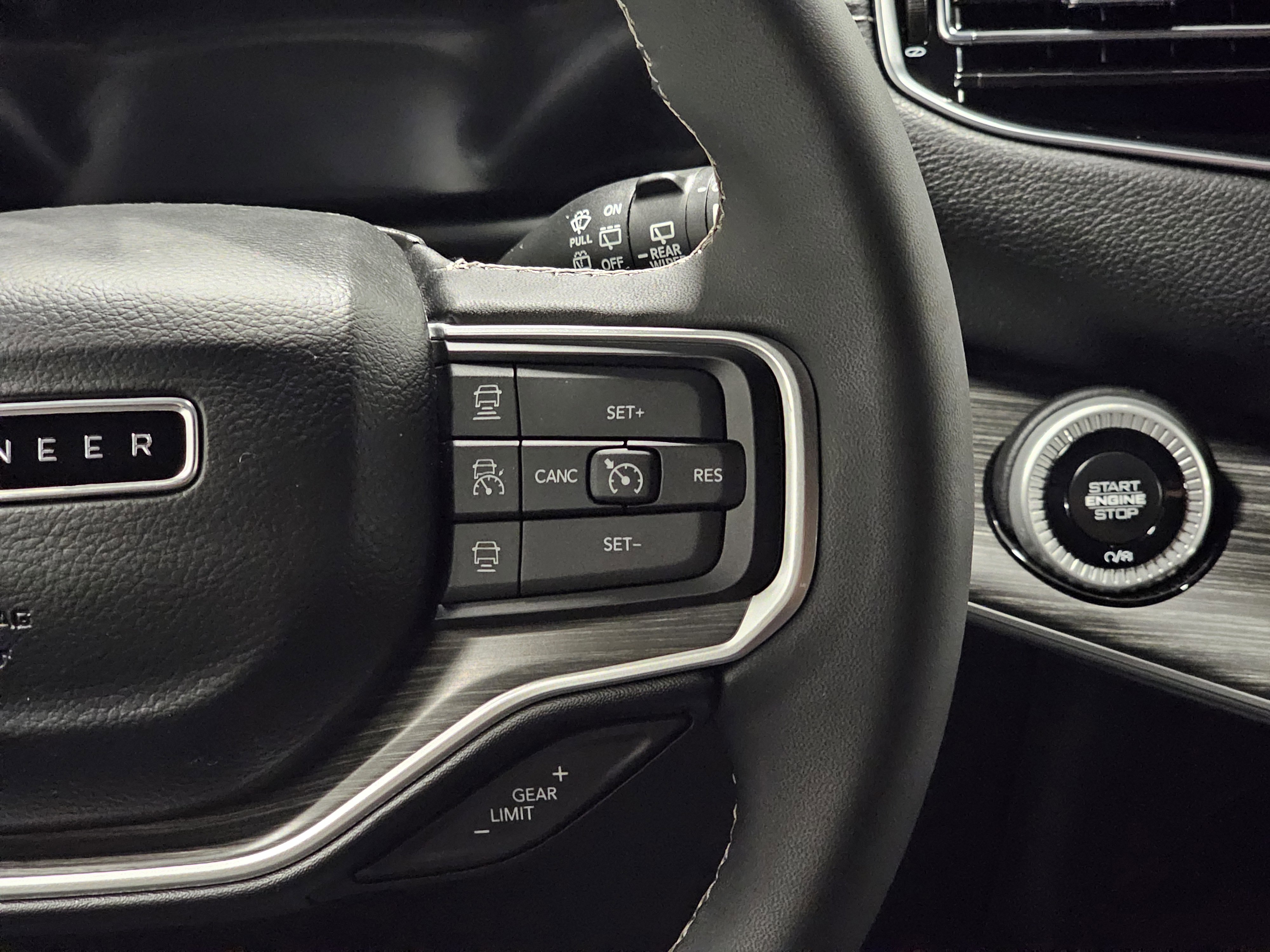 2024 Jeep Wagoneer Series II photo 6