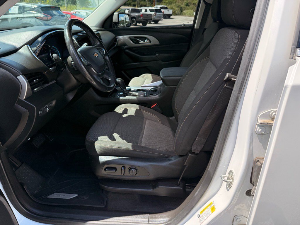 2020 Chevrolet Traverse Cloth 1LT photo 10